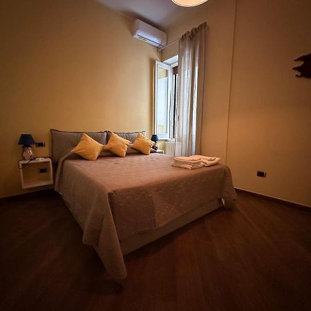 Casa Bavosa Via Fieravecchia, 26 Apartment ซาแลร์โน ภายนอก รูปภาพ