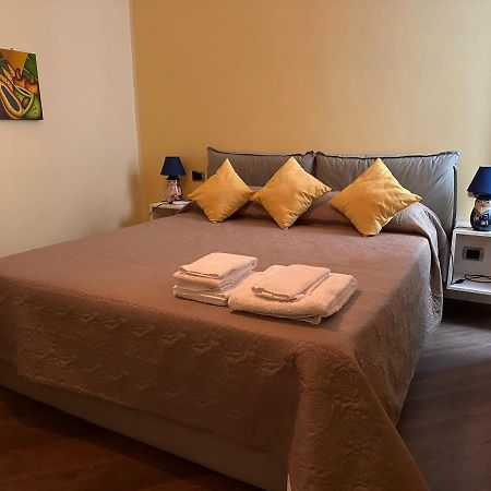 Casa Bavosa Via Fieravecchia, 26 Apartment ซาแลร์โน ภายนอก รูปภาพ